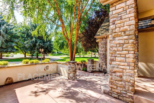 Building Photo - 3056 W Balata Ct