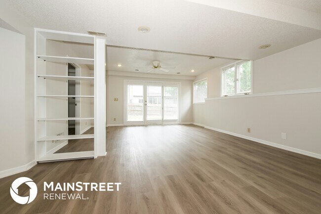Building Photo - 8123 Lichtenauer Dr