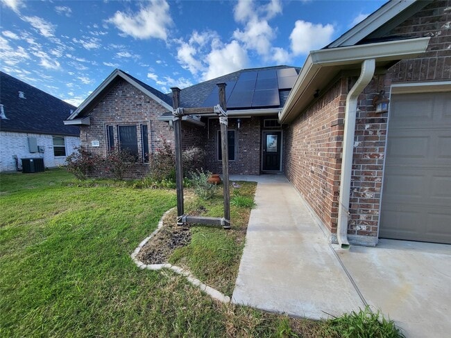Building Photo - 102 Liberty Ln