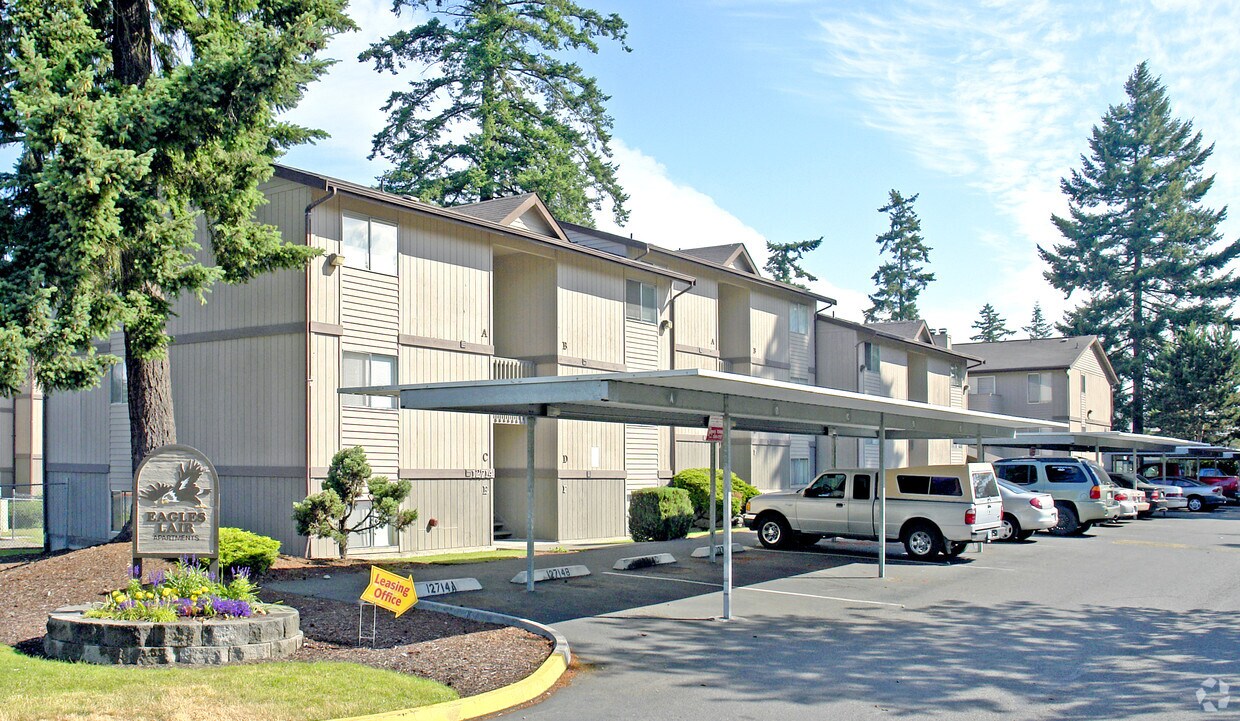 Foto principal - Eagles Lair Apartments