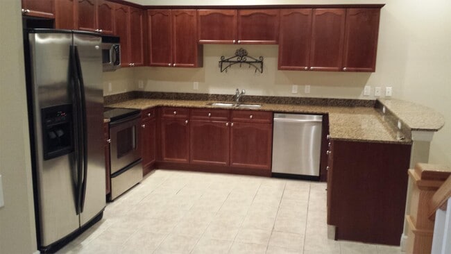 Building Photo - 273 Valencia Cir