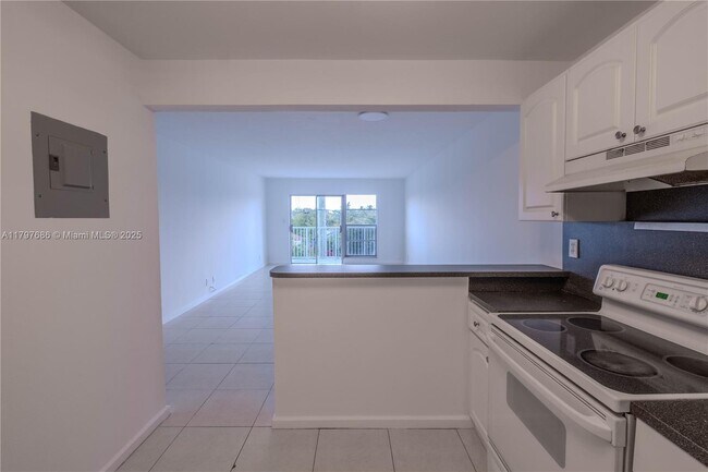 Foto del edificio - 1220 71st St