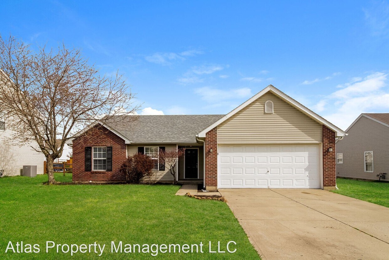 Foto principal - 3 br, 2 bath House - 316 Pepperidge Drive