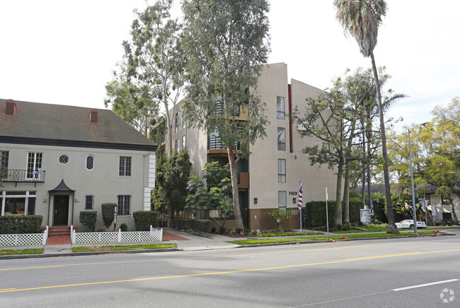 Foto del edificio - Hollywood Vista