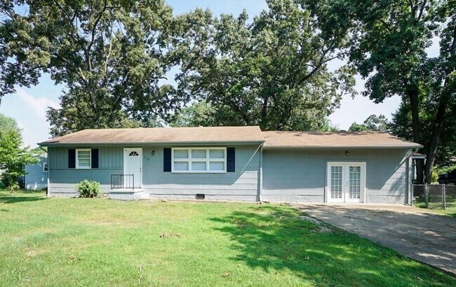 Foto del edificio - Spacious 4-Bedroom, 2-Bath Home in Quiet Chattanooga Neighborhood