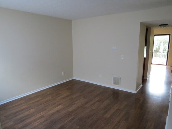 Foto del edificio - 2261 Hughey Dr Reynoldsburg, OH 43068