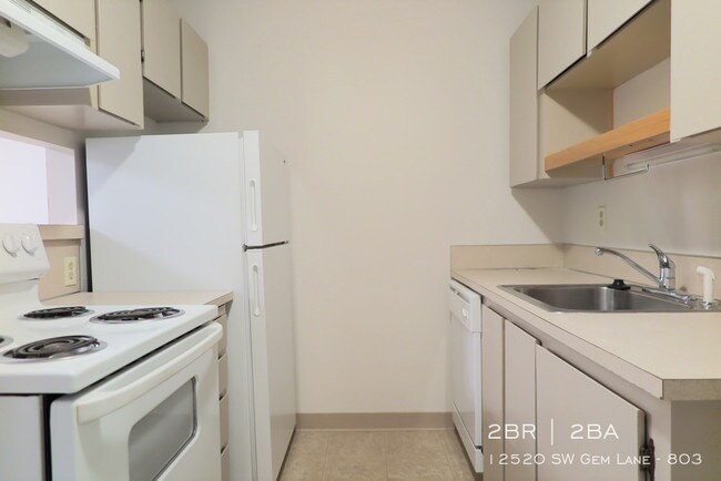 Building Photo - 12520 SW Gem Ln