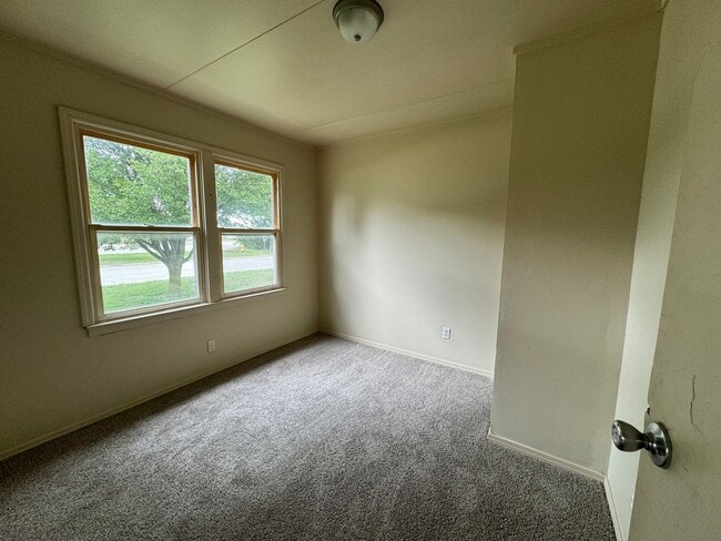 Building Photo - Cute 2BR Apartment