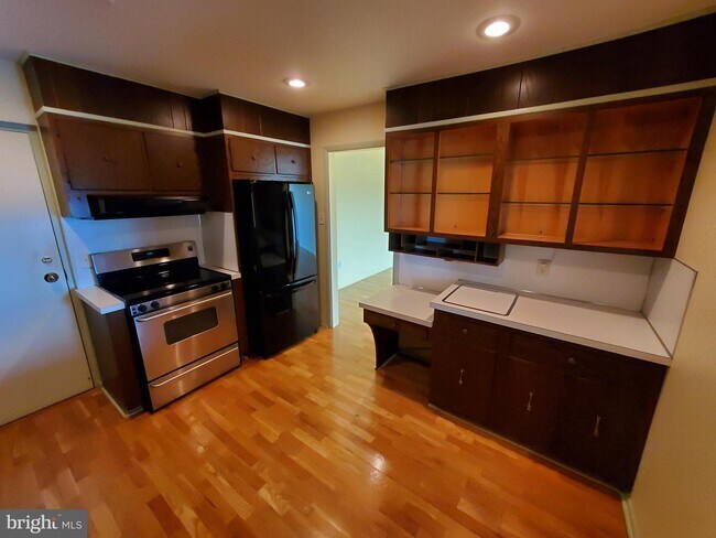 Foto del edificio - 1375 Pershing Blvd
