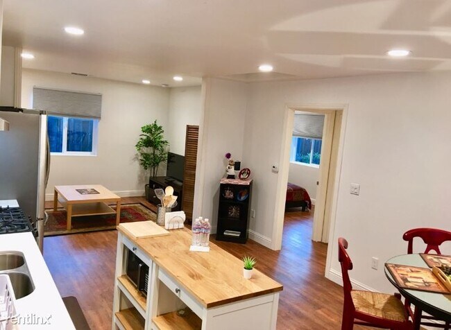 Foto del edificio - 5858 Laguna Seca Way