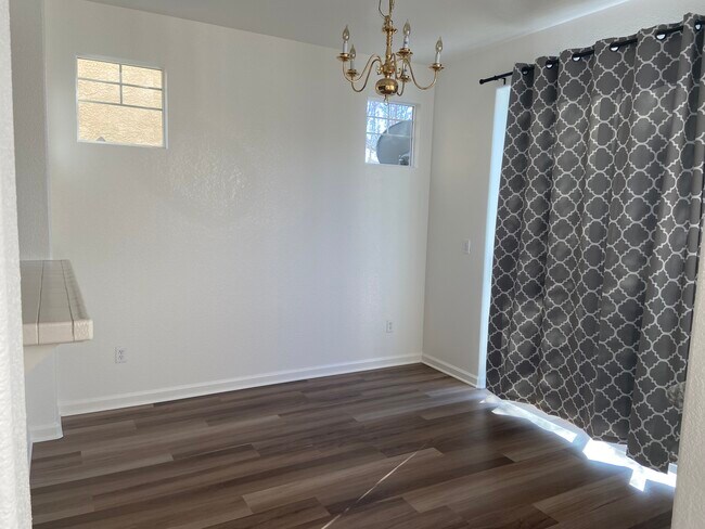 Building Photo - 6626 Panther Creek Dr