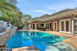 Building Photo - 12707 Tennis Ct