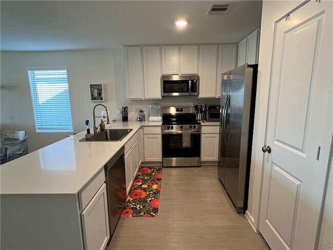 Foto del edificio - 5324 Gabby Pass