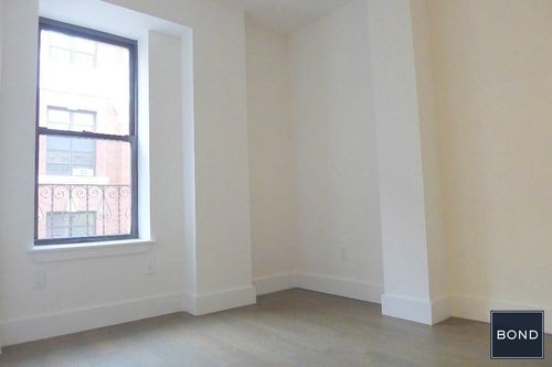 Building Photo - 210 Rivington St
