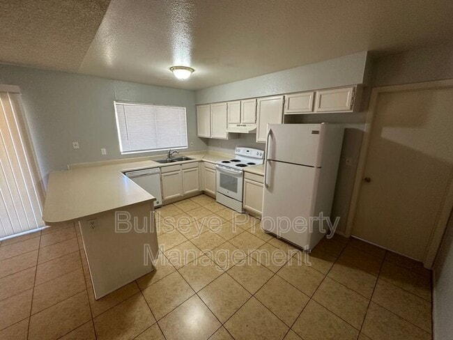 Foto del edificio - 9623 N 70th Dr