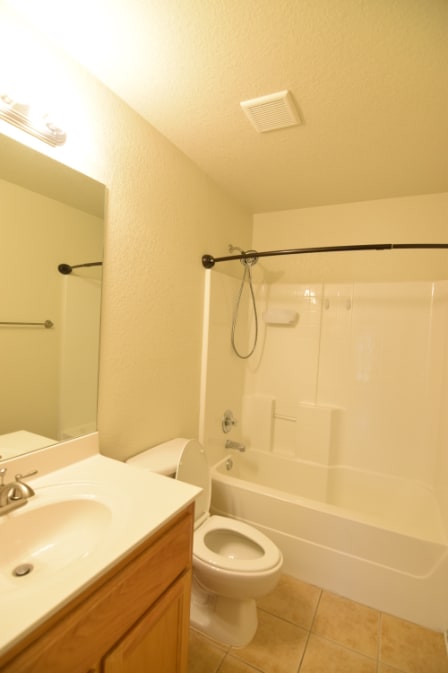 Building Photo - 305 Sandra Sue Dr