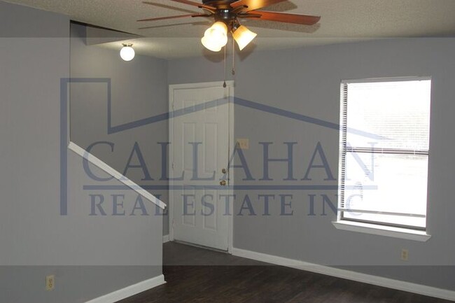 Foto del edificio - North Little Rock 2 Bedroom Townhouse