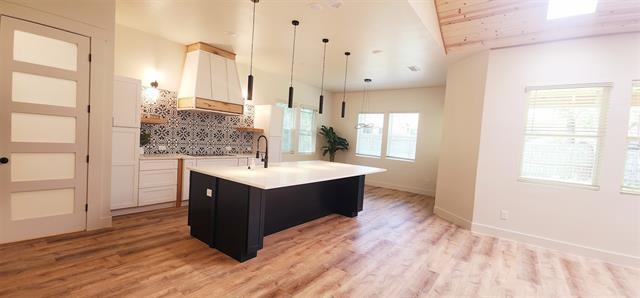 Foto del edificio - 6702 Highland Oaks Ct