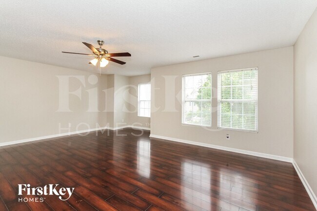 Foto del edificio - 108 Brinkley Park Ct