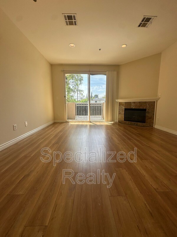 Foto del edificio - 5716 Whitsett Ave