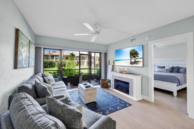 Foto del edificio - ** MARCO ISLAND BEAUTY ** AVAILABLE APRIL ...