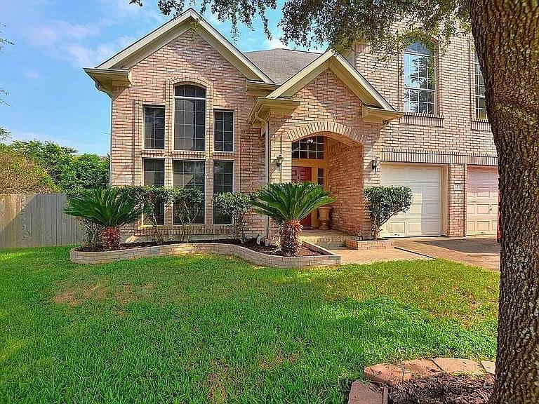 Foto principal - 1207 Chinquapin Ct