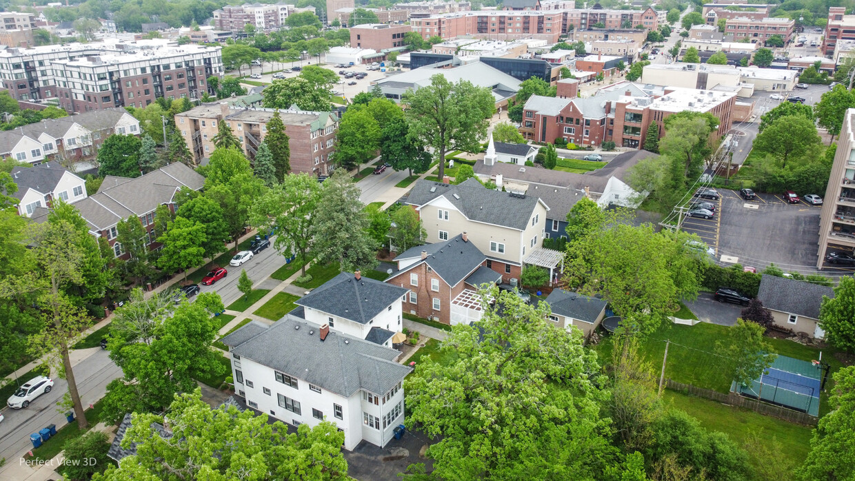 Primary Photo - 1131 Curtiss St