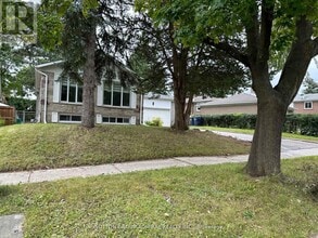 Building Photo - 7 Resolution Crescent