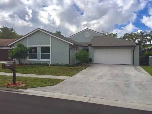 Foto del edificio - 21071 Windemere Ln