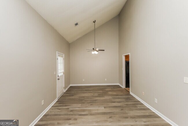 Building Photo - 3517 Ten Oaks Cir