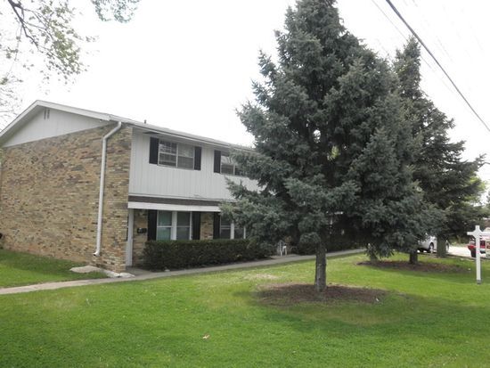 Front View Left - 847 Montgomery Rd