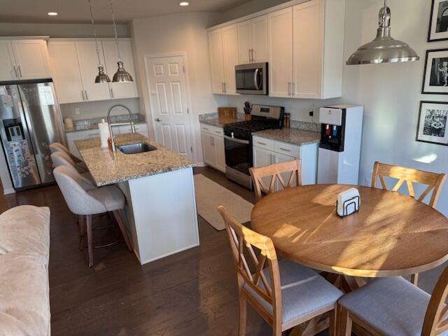 Foto del edificio - 1620 Monte Vis Dr