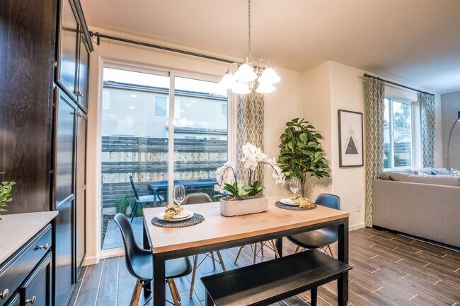 Foto del edificio - Newly Built 3/3 Wilson Home