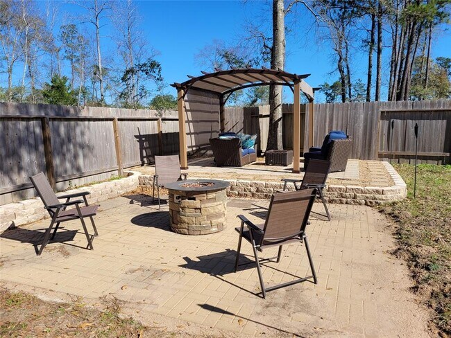 Building Photo - 2374 Timberland Country Dr