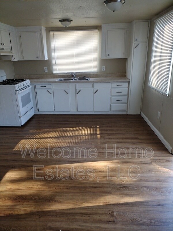 Foto del edificio - 110 E Prince Rd