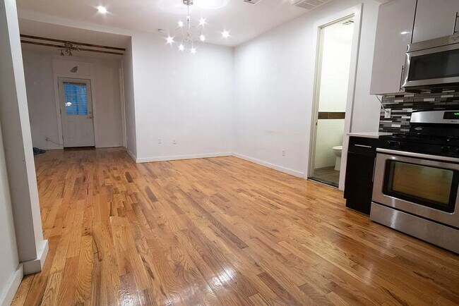 Building Photo - 1250 Bushwick Ave