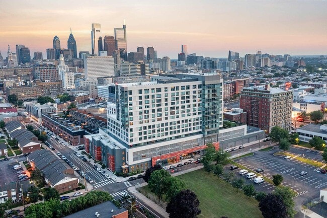 Building Photo - Broadridge