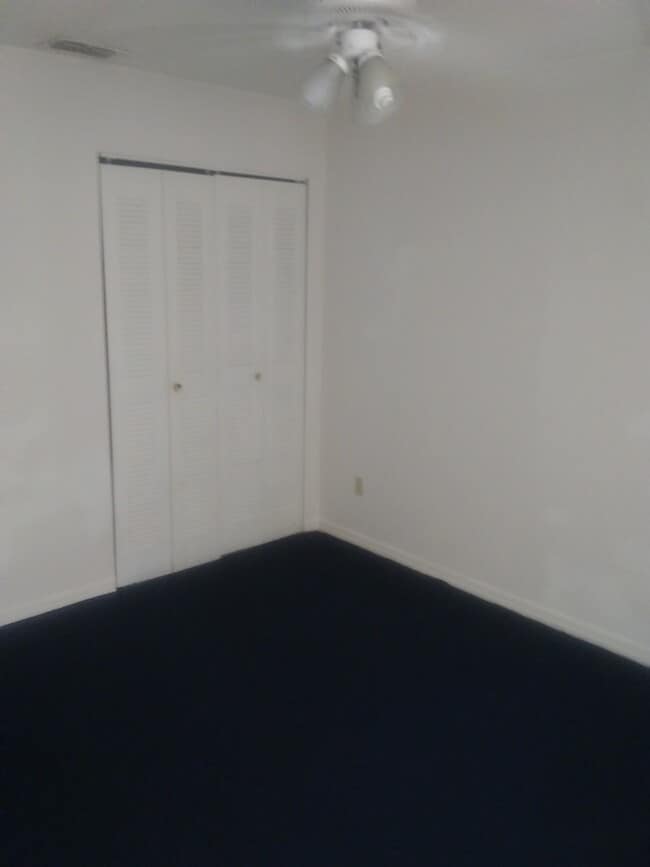 Building Photo - 2 Bedroom/ 2 Bath at Tradewinds in Metrowest ...