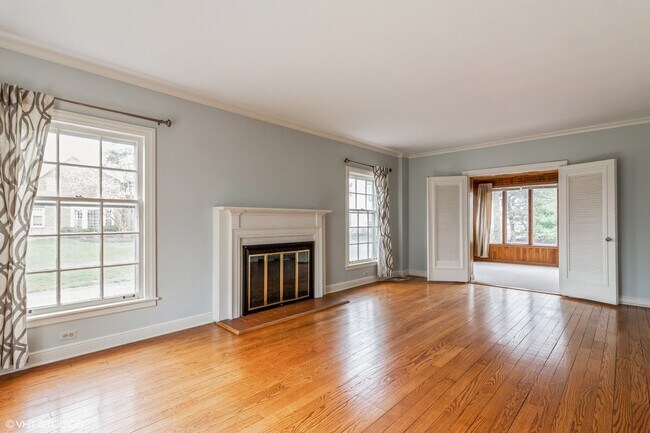 Building Photo - 341 S Prospect Ave
