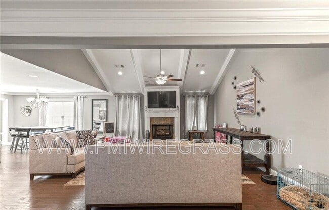 Foto del edificio - 524 Paxton Lp