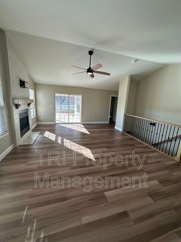 Foto del edificio - 3037 Antelope Rd