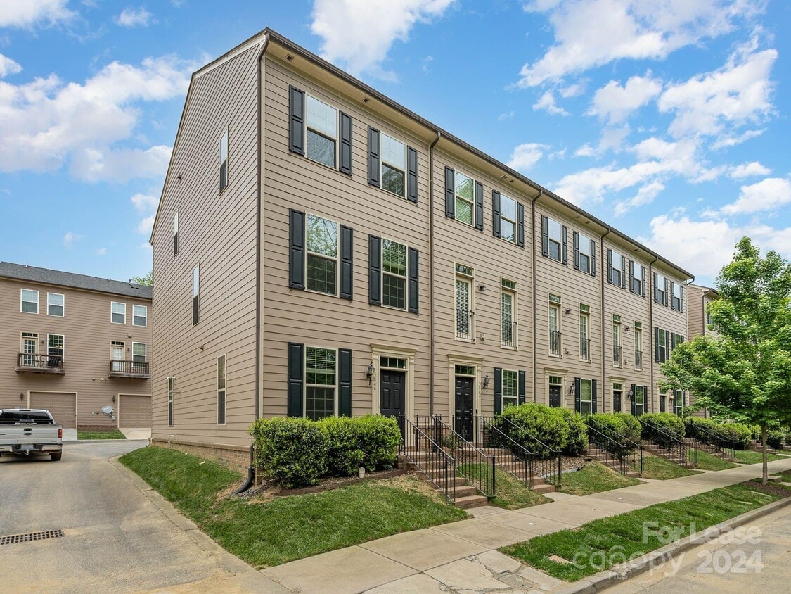13844 Winmau Ln, Huntersville, NC 28078 Townhome Rentals in
