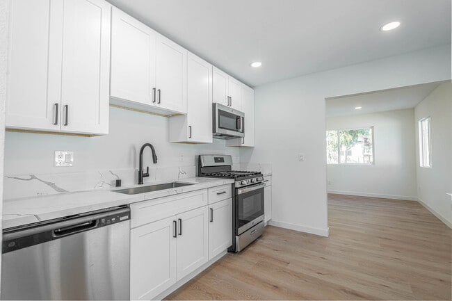 Building Photo - 3923 Delta St