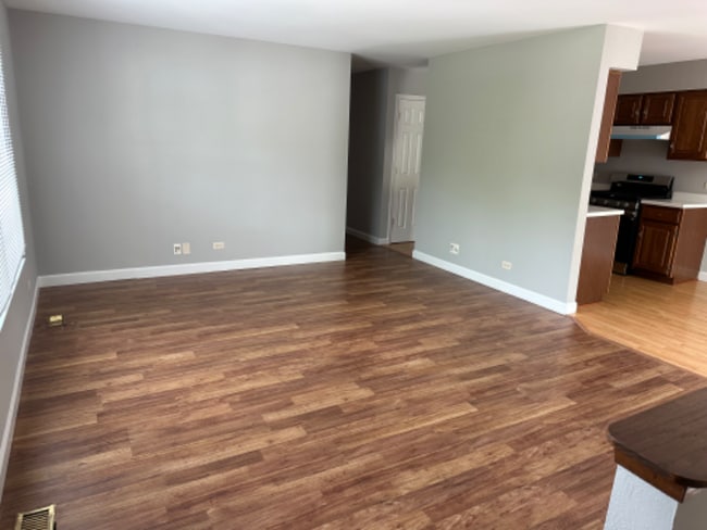 Building Photo - 425 Fernwood Ct