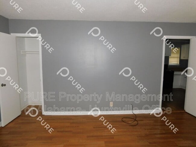 Foto del edificio - 4012 Offutt Ct NW