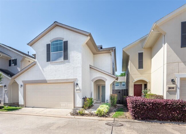 Building Photo - 10034 Hillside Bayou Dr