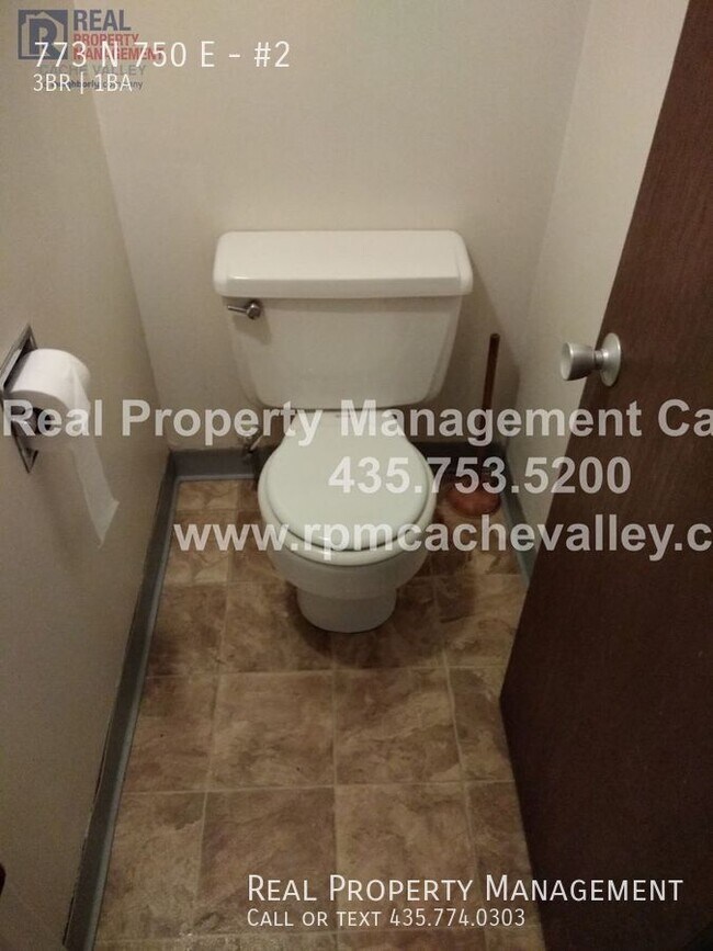 Foto del edificio - 773 N 750 E