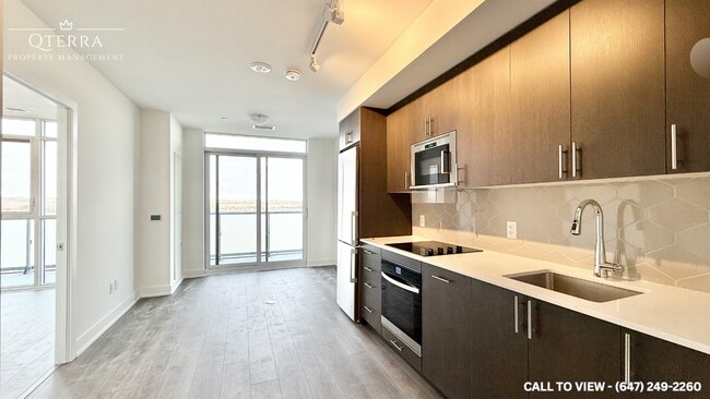 Photo du bâtiment - 2545 Simcoe St N