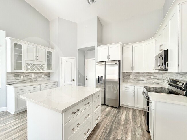 Building Photo - 13018 W Pershing Ave