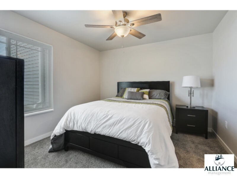 Building Photo - Quarry View Apartments - 2 Bedroom/1 bath ...